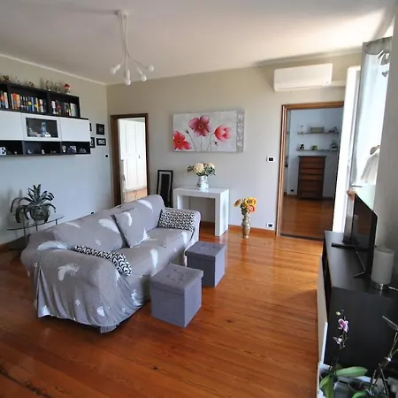 Casa Anna דירה Uscio